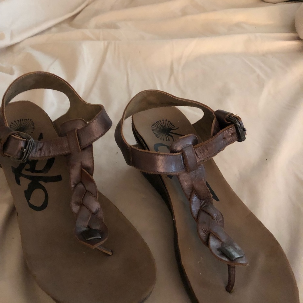 OTBT bronze wedge sandals